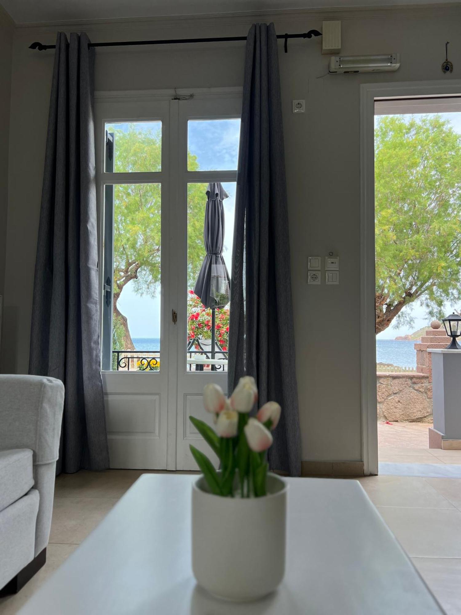 Coastline Villa Petra  Exterior foto